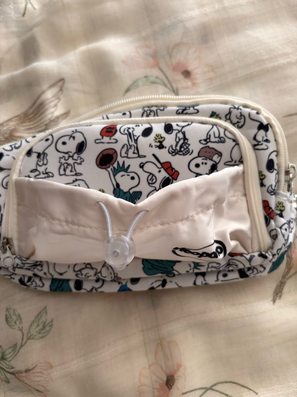 Snoopy Print Travel Cosmetic Bag with Front Pocket